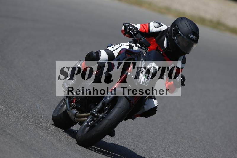 Archiv-2023/28 05.06.2023 Moto Club Anneau du Rhin/blanc-novice/38
